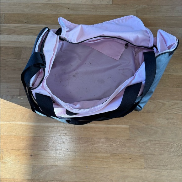 Nike Black and Pink Duffel Bag - Picture 9 of 10